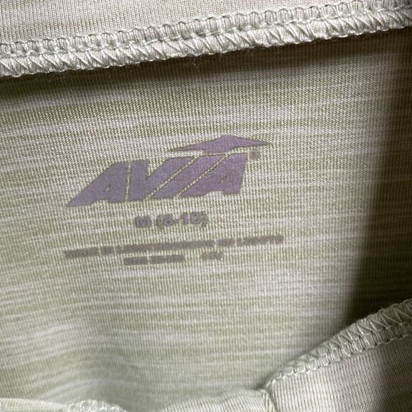 Avia Green 3/4 Zip Running Pullover Top Size Medium NWOT - Picture 3 of 7